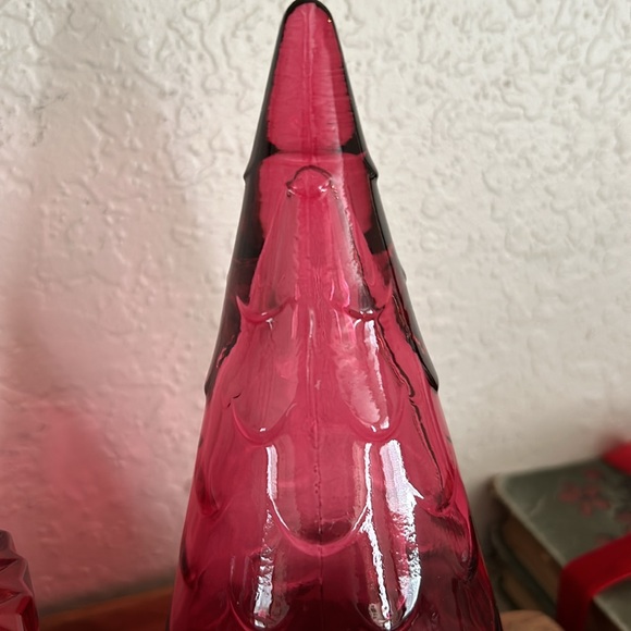 Target Bullseye Red Glass Tree Decor - Picture 2 of 2